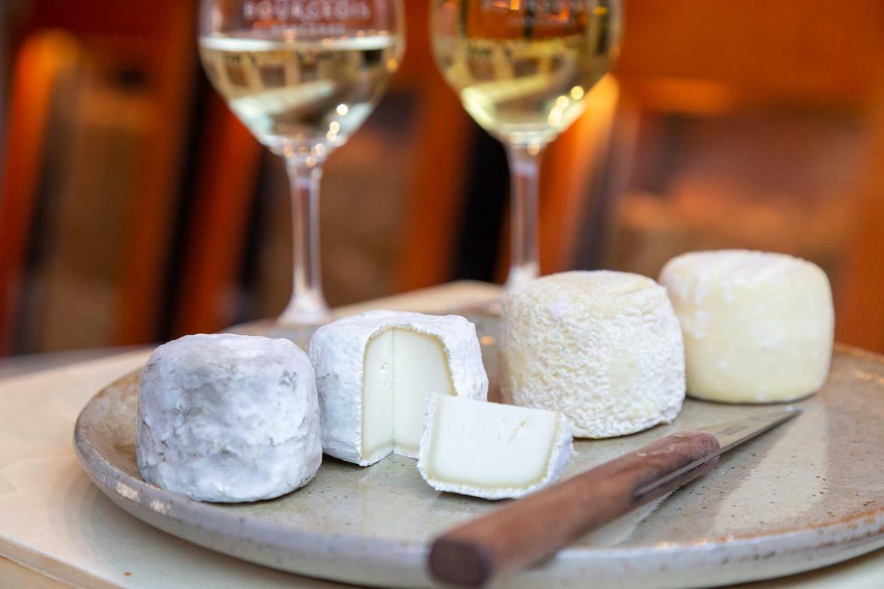 Hotel Restaurant Famille Bourgeois "La Cote Des Monts Damnes" Sancerre Luaran gambar